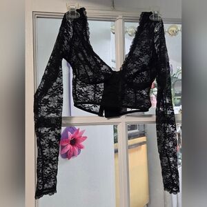 Forever 21 Mesh & Lace Off Shoulder V-Neck Black Romantic Floral Crop Top Small